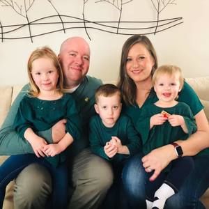 Meet your Posher, Kendra